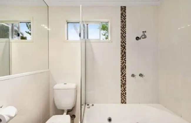 Deluxe Kulübe (Spa)