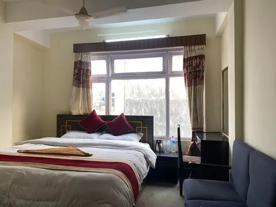 Tek Büyük Yataklı Oda