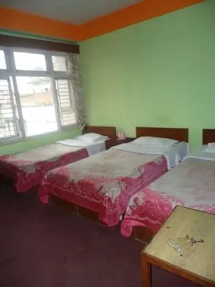 Üç Kişilik Oda