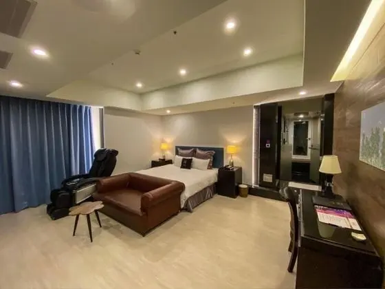 Deluxe Tek Büyük Yataklı Oda