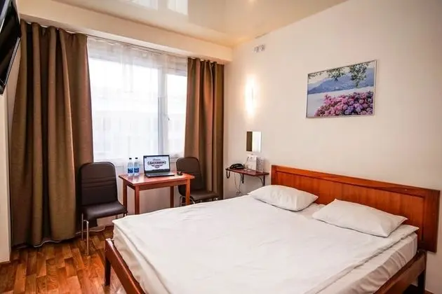 Standard Tek Büyük Yataklı Oda