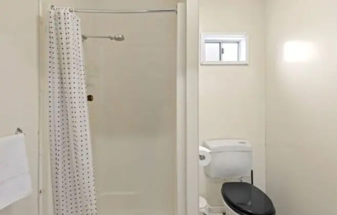 Economy Kulübe (Sleeps 4)
