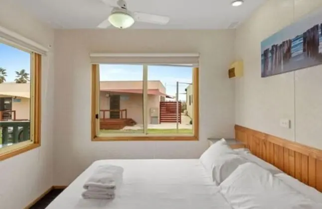 Standard Kulübe, 2 Yatak Odası (Sleeps 6)