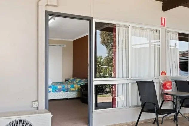 Standard Tek Büyük Yataklı Oda (Motel)