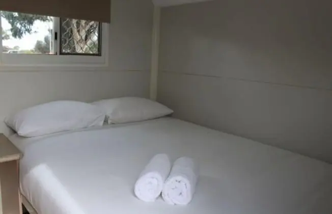Standard Van Room