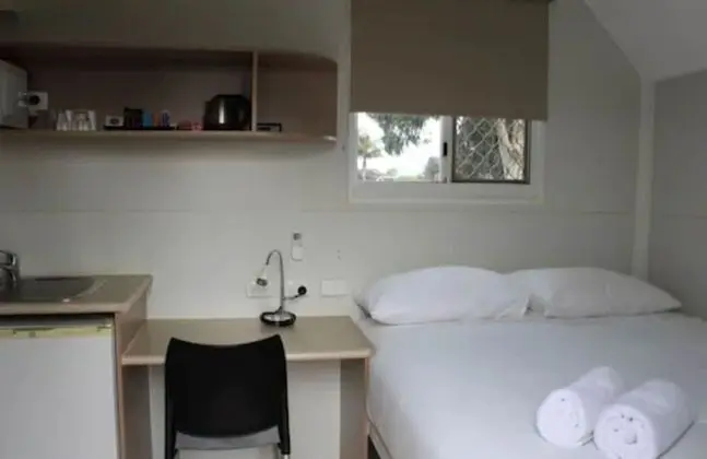 Standard Van Room