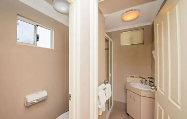 Deluxe Kulübe (Sleeps 4)