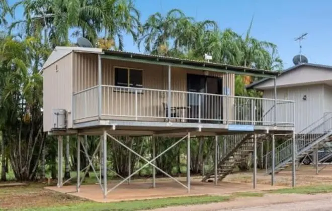 Standard Kulübe (Elevated Studio - Sleeps 2)
