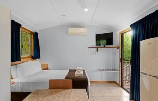 Standard Kulübe (Elevated Studio - Sleeps 2)