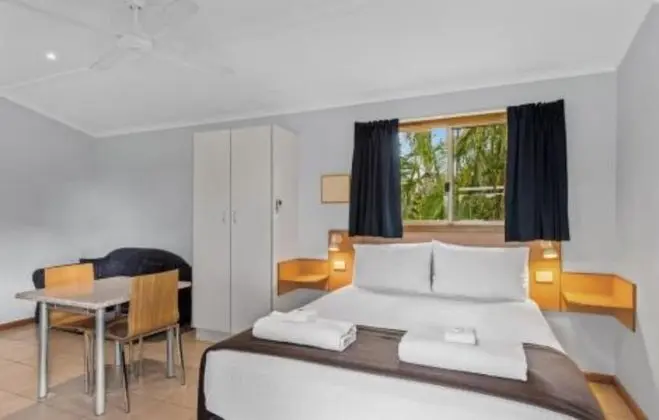 Standard Kulübe (Elevated Studio - Sleeps 2)