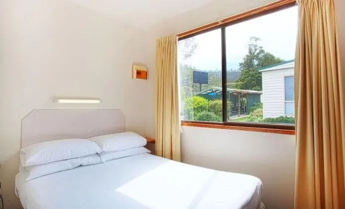 Economy Studio Cabin - Sleeps 4