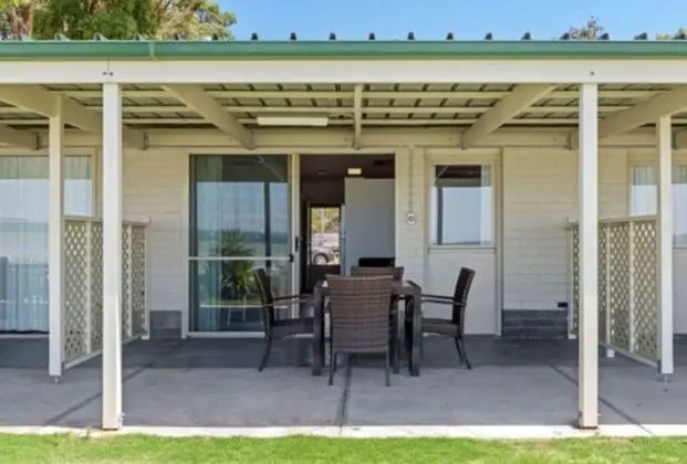 Superior Studio Beachfront - Sleeps 4