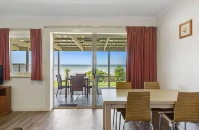 Superior Studio Beachfront - Sleeps 4