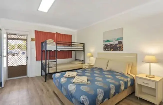Superior Studio Beachfront - Sleeps 4