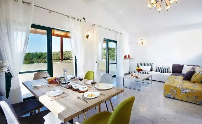 Villa, Kişiye Özel Havuzlu