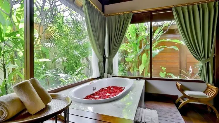 Bungalov, Bahçe Manzaralı