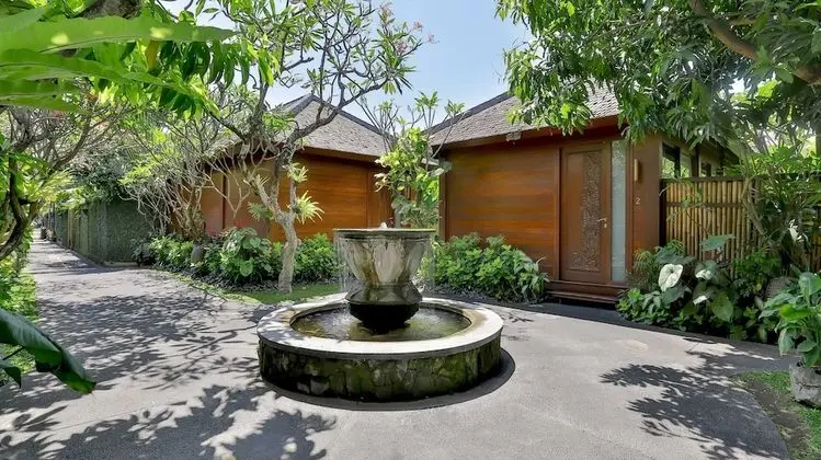 Bungalov, Bahçe Manzaralı
