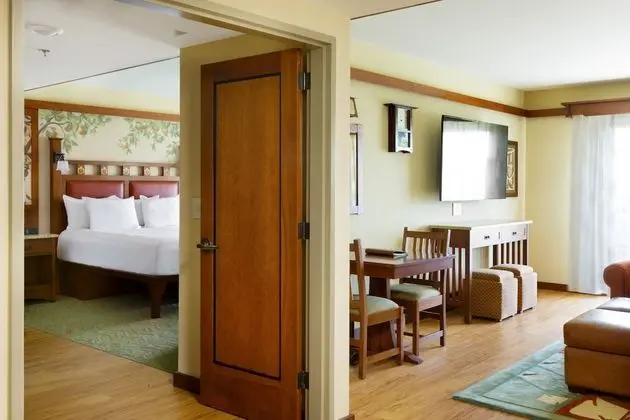 Artisan One Bedroom Suite