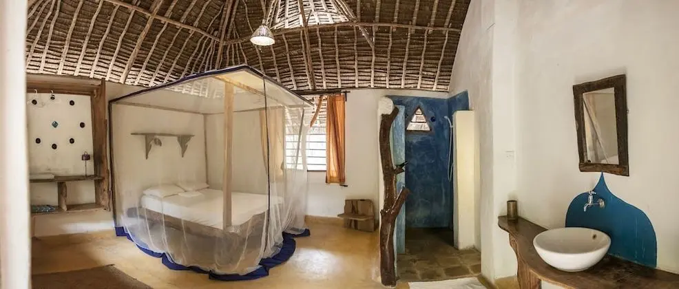 Comfort Tek Büyük Yataklı Oda, 1 Büyük (Queen) Boy Yatak, Ortak Banyo