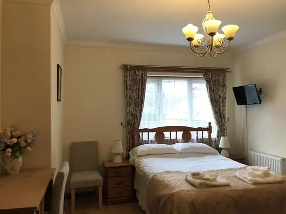 Tek Büyük Yataklı Oda