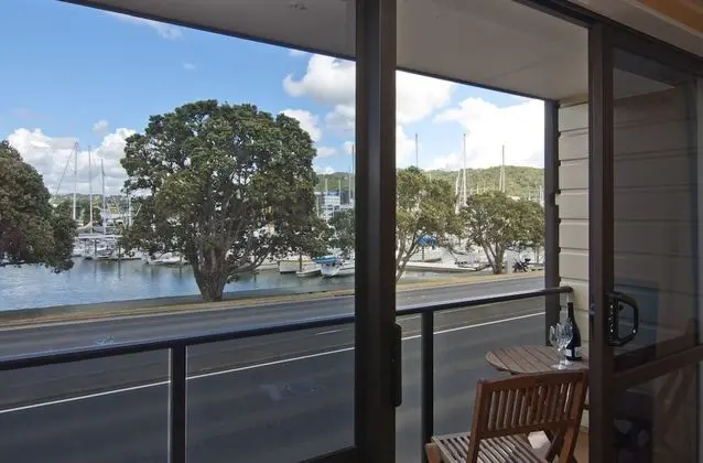 Oda, Balkon, Marina Manzaralı (King)