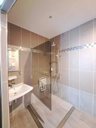 Standard Üç Kişilik Oda