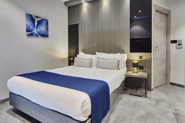 Deluxe Tek Büyük veya İki Ayrı Yataklı Oda, Balkon