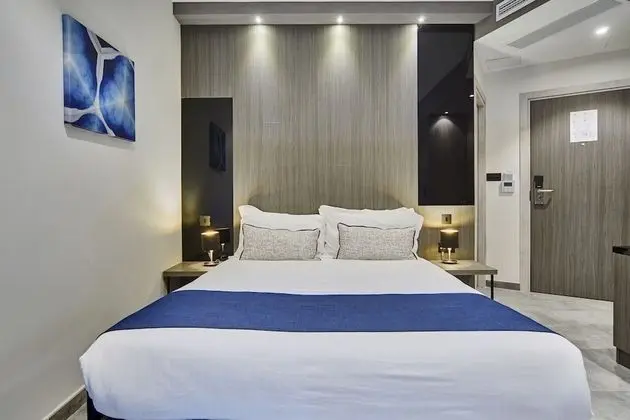 Deluxe Tek Büyük veya İki Ayrı Yataklı Oda, Balkon