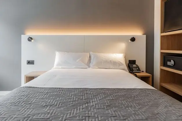 Çift ​​kişilik Standard