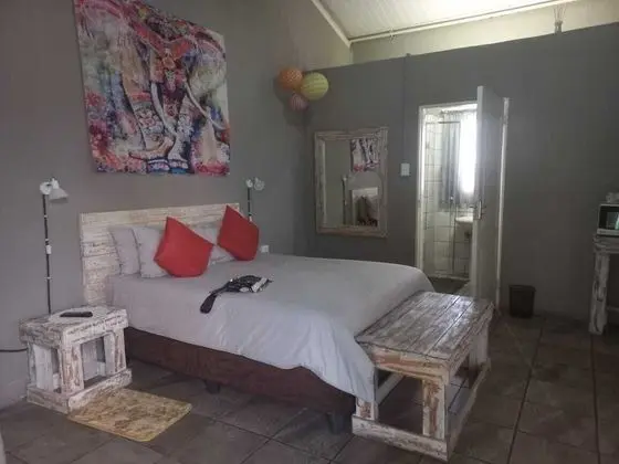 Standard Tek Büyük Yataklı Oda