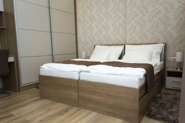 Deluxe Tek Büyük Yataklı Oda, 1 Büyük (Queen) Boy Yatak, Avlu Manzaralı, Avlu