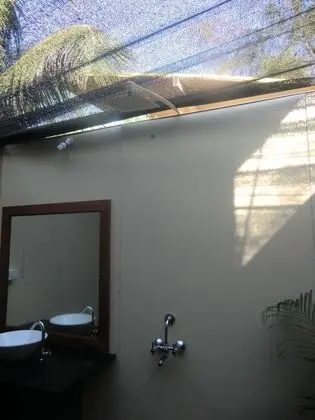 Comfort Tek Büyük Yataklı Oda, 1 Yatak Odası, Bahçe Manzaralı, Bahçeli