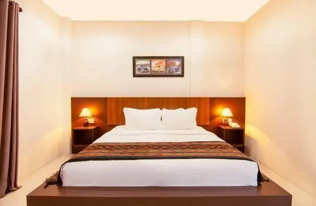 Premier Oda, Balkon, Havuz Manzaralı