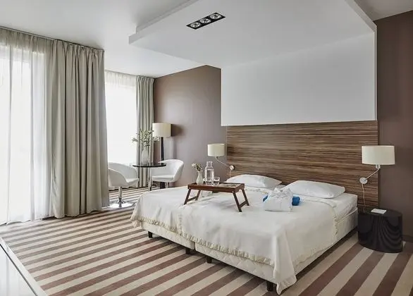 Comfort Tek Büyük veya İki Ayrı Yataklı Oda