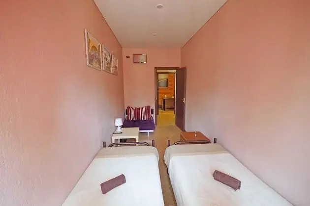 Basic İki Ayrı Yataklı Oda, Ortak Banyo