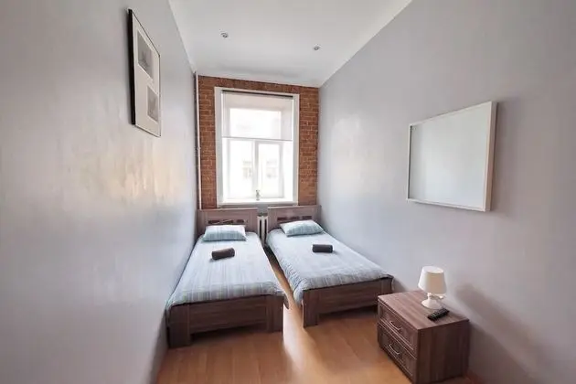 Basic İki Ayrı Yataklı Oda, Ortak Banyo