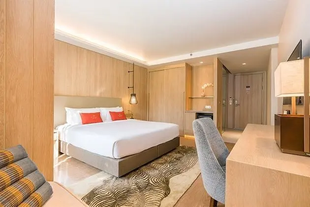 Grand Deluxe Garden Access Room