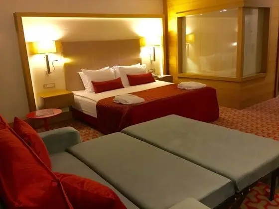 One Bedroom Suite