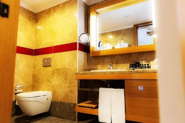 One Bedroom Suite