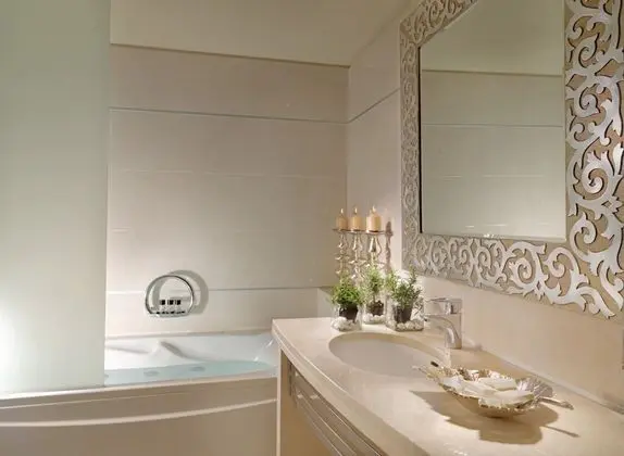 Superior Tek Büyük veya İki Ayrı Yataklı Oda