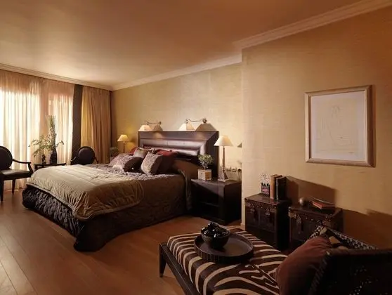 Presidential Suite 815