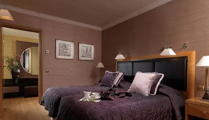 Presidential Suite 815