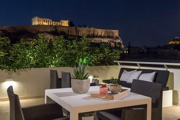 Süit, Teras (Acropolis)