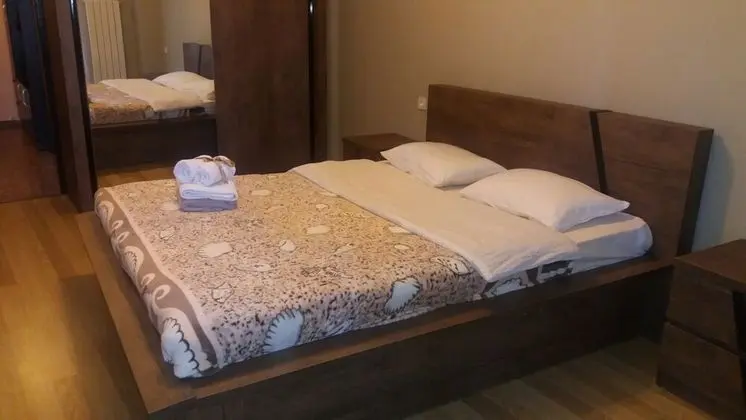 Apart Daire, 1 En Büyük (King) Boy Yatak, Buzdolabı ve Mikrodalga, Şehir Manzaralı