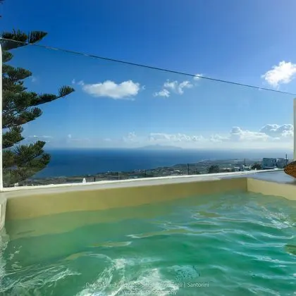 Suit With Jacuzzi