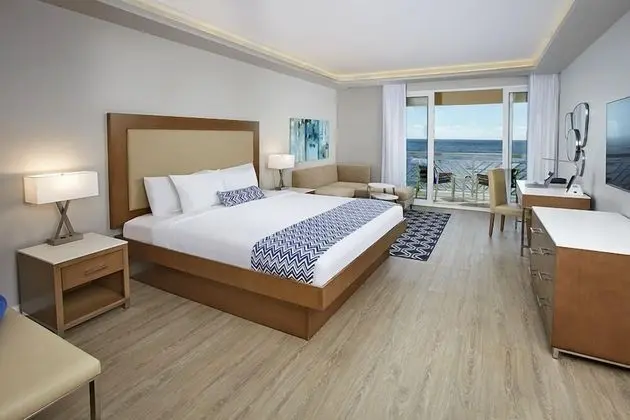 Beachfront King