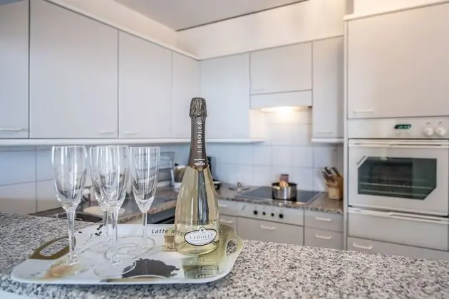 Family Apart Daire, Birden Çok Yatak, 2 Banyolu (Divina Minusio)