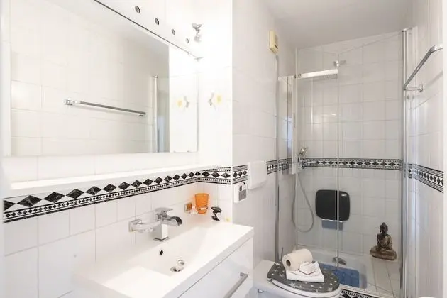 Family Apart Daire, Birden Çok Yatak, 2 Banyolu (Divina Minusio)