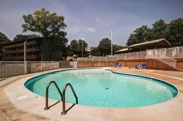 Daire (Divine 9 Condo - RESORT AMENITIES - F)