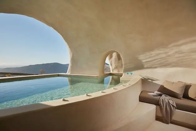 Elysium Cave Suite with Jetted Tub, Caldera View